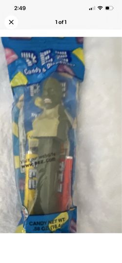 Pez candy dispensers collectibles