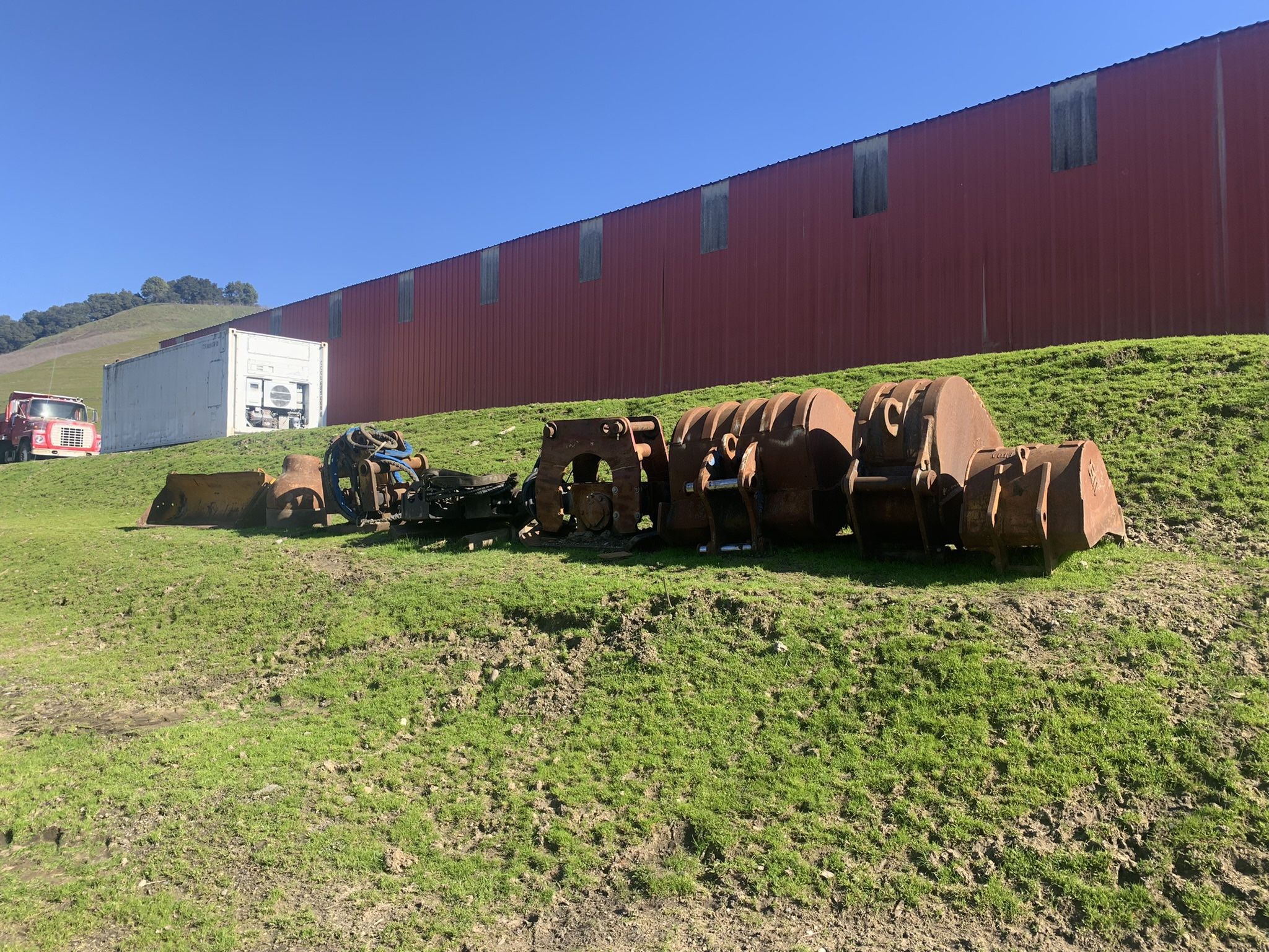 Lots Of Buckets And Attachments For Large Excavators 