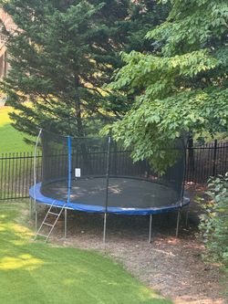 FREE Trampoline - pick up only