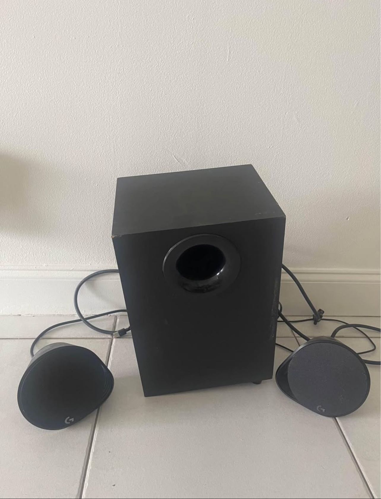 Logitech G560 PC Gaming Speaker System