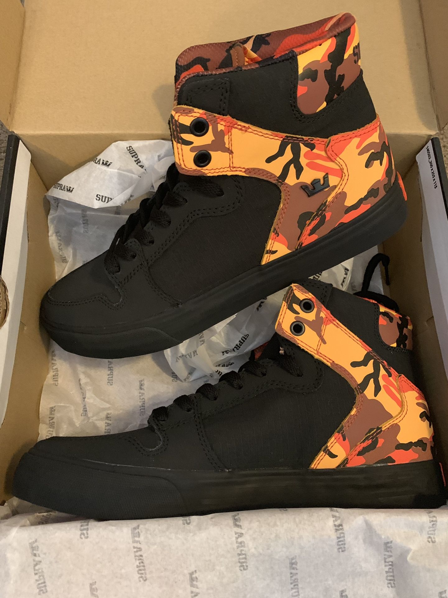 Rothco black and orange skate shoes 8.5