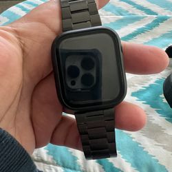 Apple Watch 7 Series 45 mm with Accessories and Charger Cable 