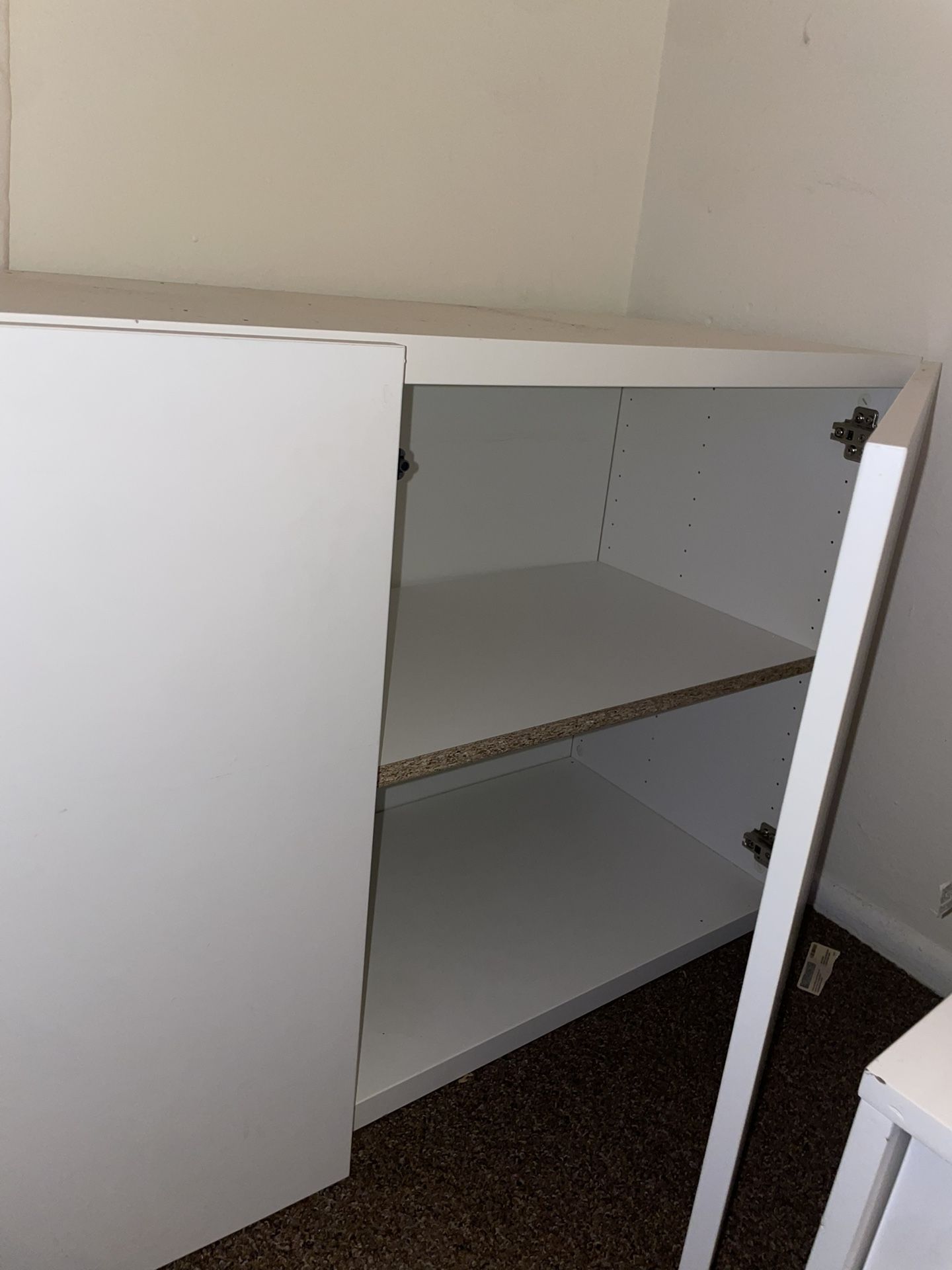 Low Two Doors Dresser