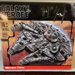 JKY003 Large Millennium Falcon Building Brick Set