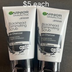 Garnier Skinactive Blackhead Scrub
