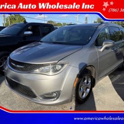 2017 Chrysler Pacifica Touring-L Plus
