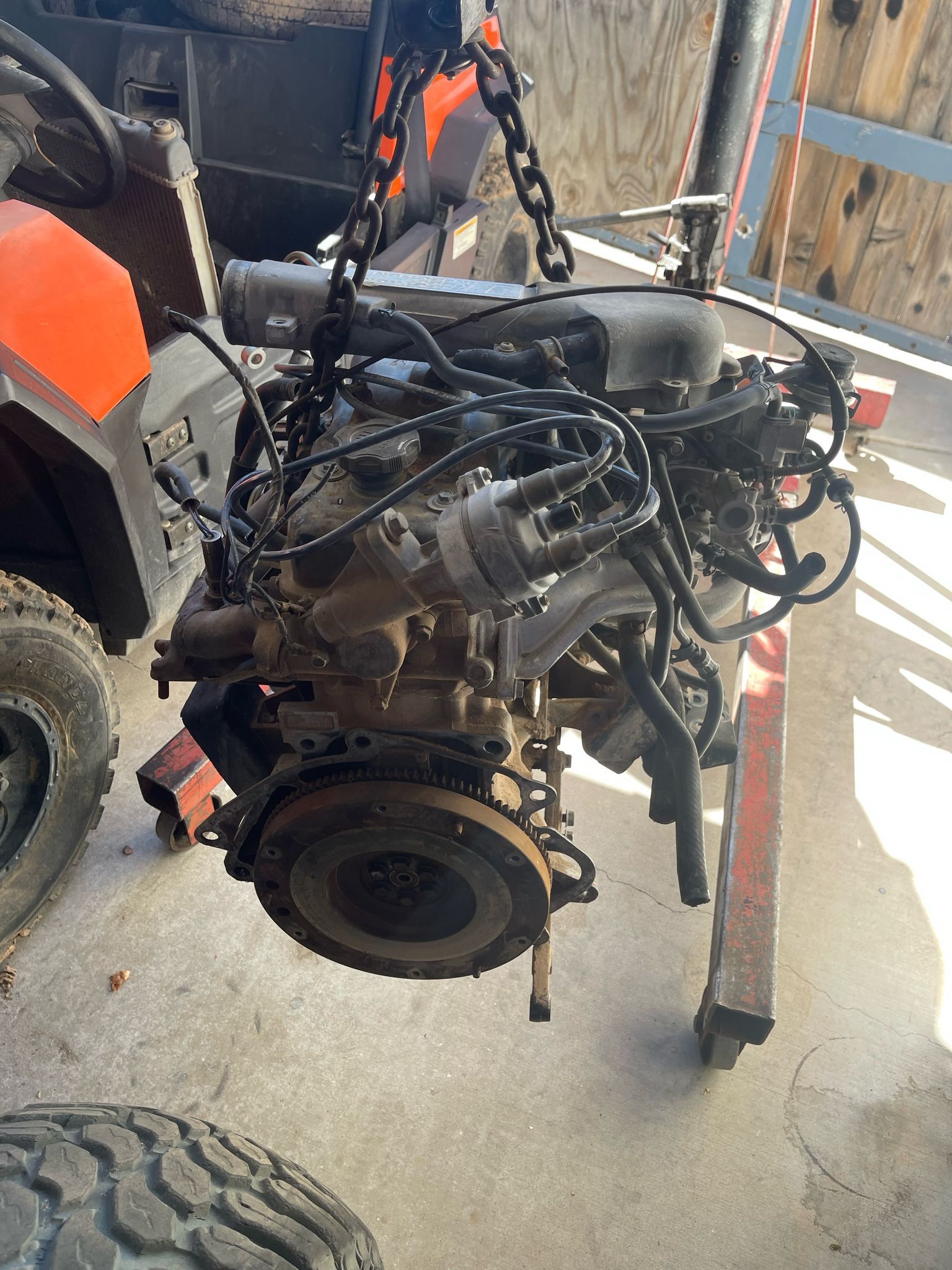 1993 Isuzu Tracker Engine