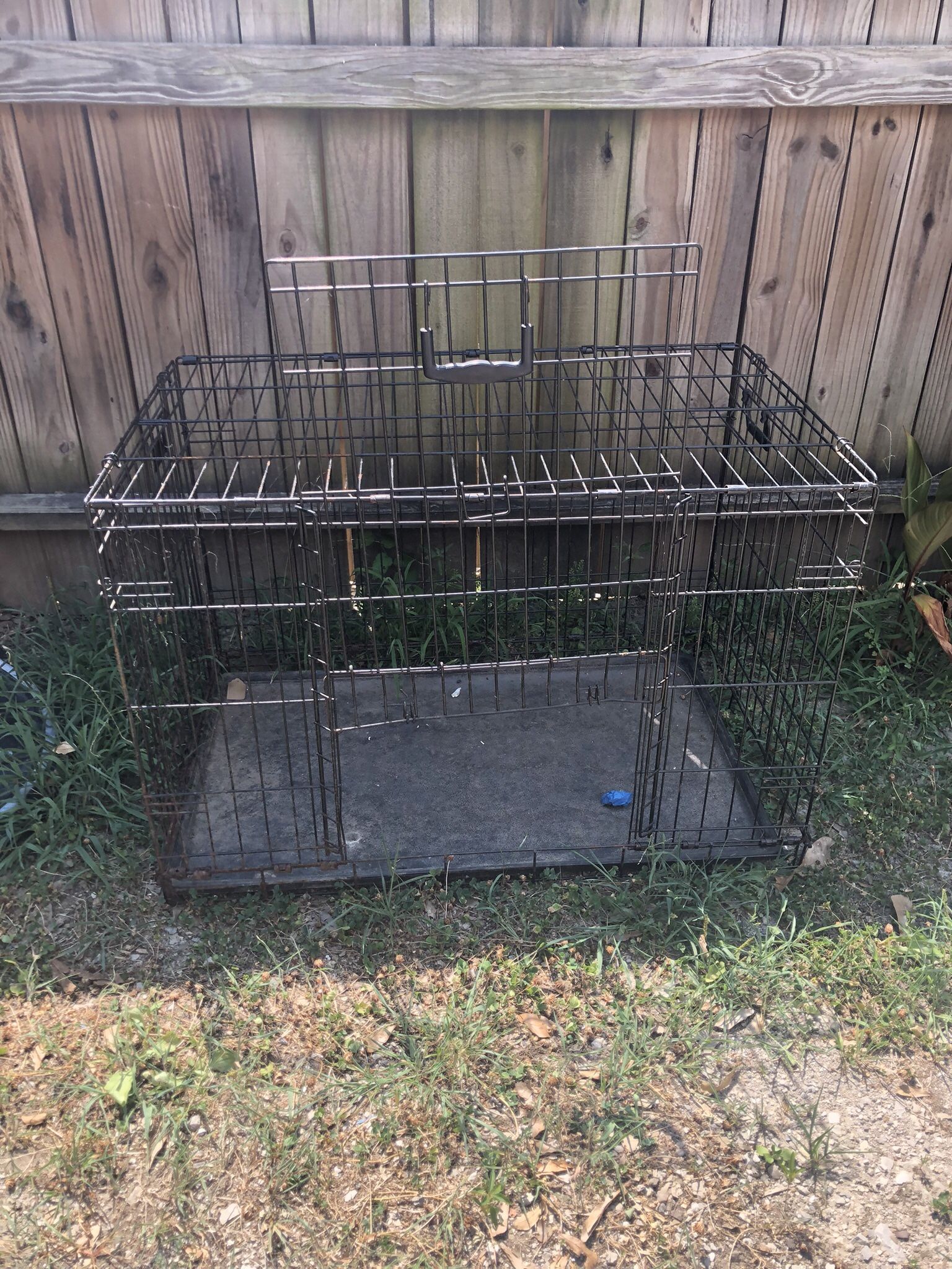 Medium Size Metal Dog Crate