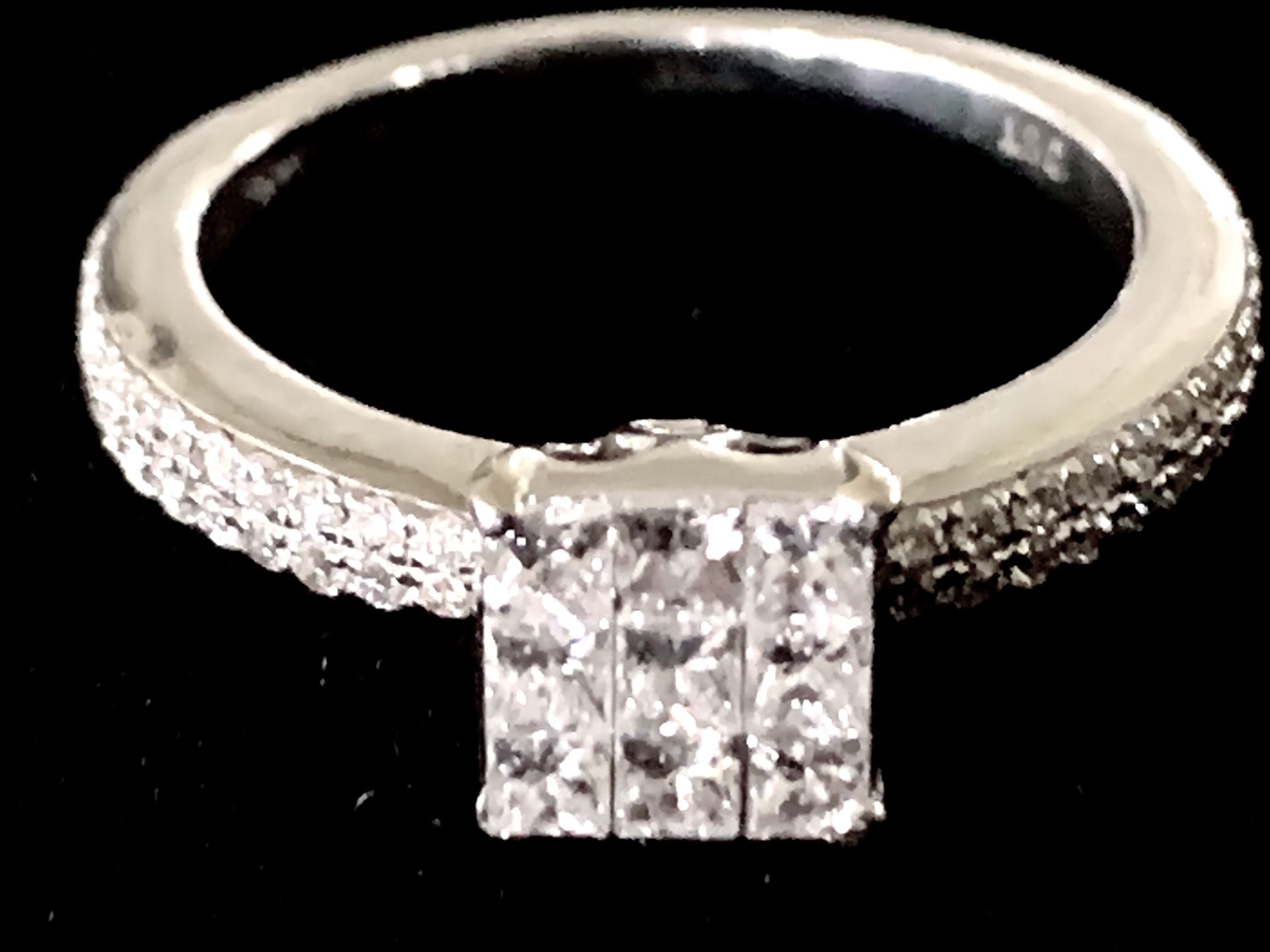 White Gold & Diamond Wedding Ring 