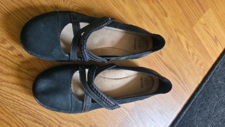 Women's Earth Origins size 8.5