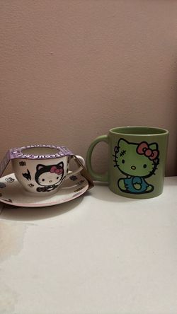 HELLO KITTY CUPS