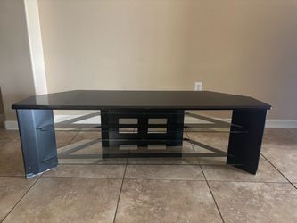Tv stand  60X30in