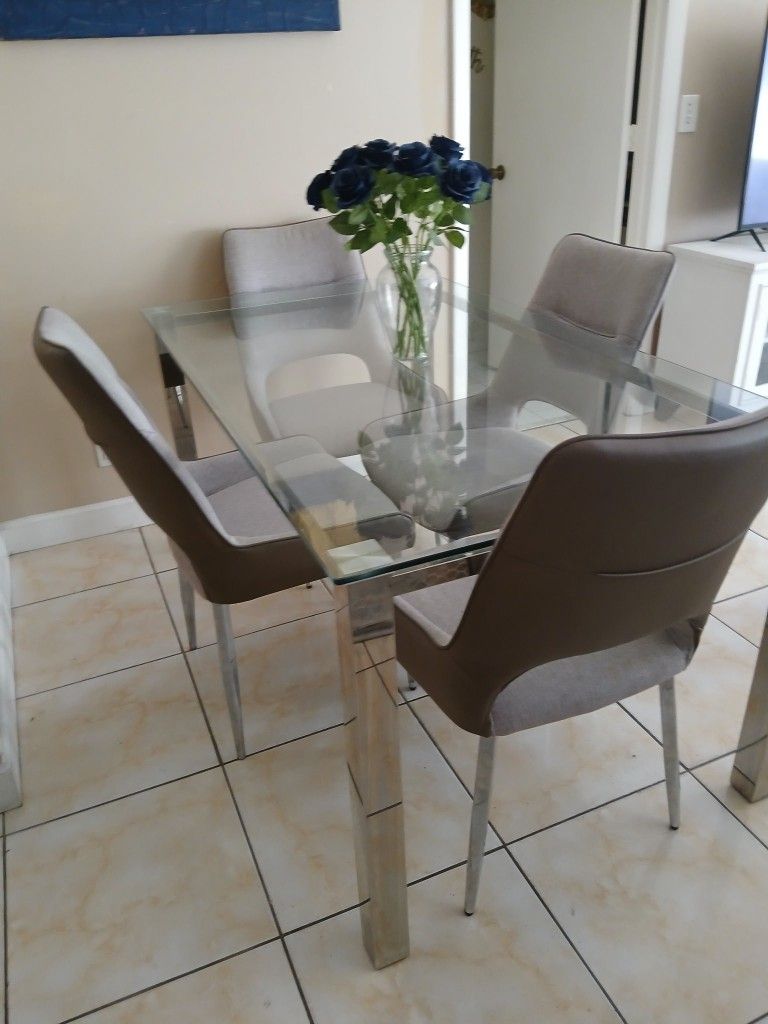 Dining Room Glass Table
