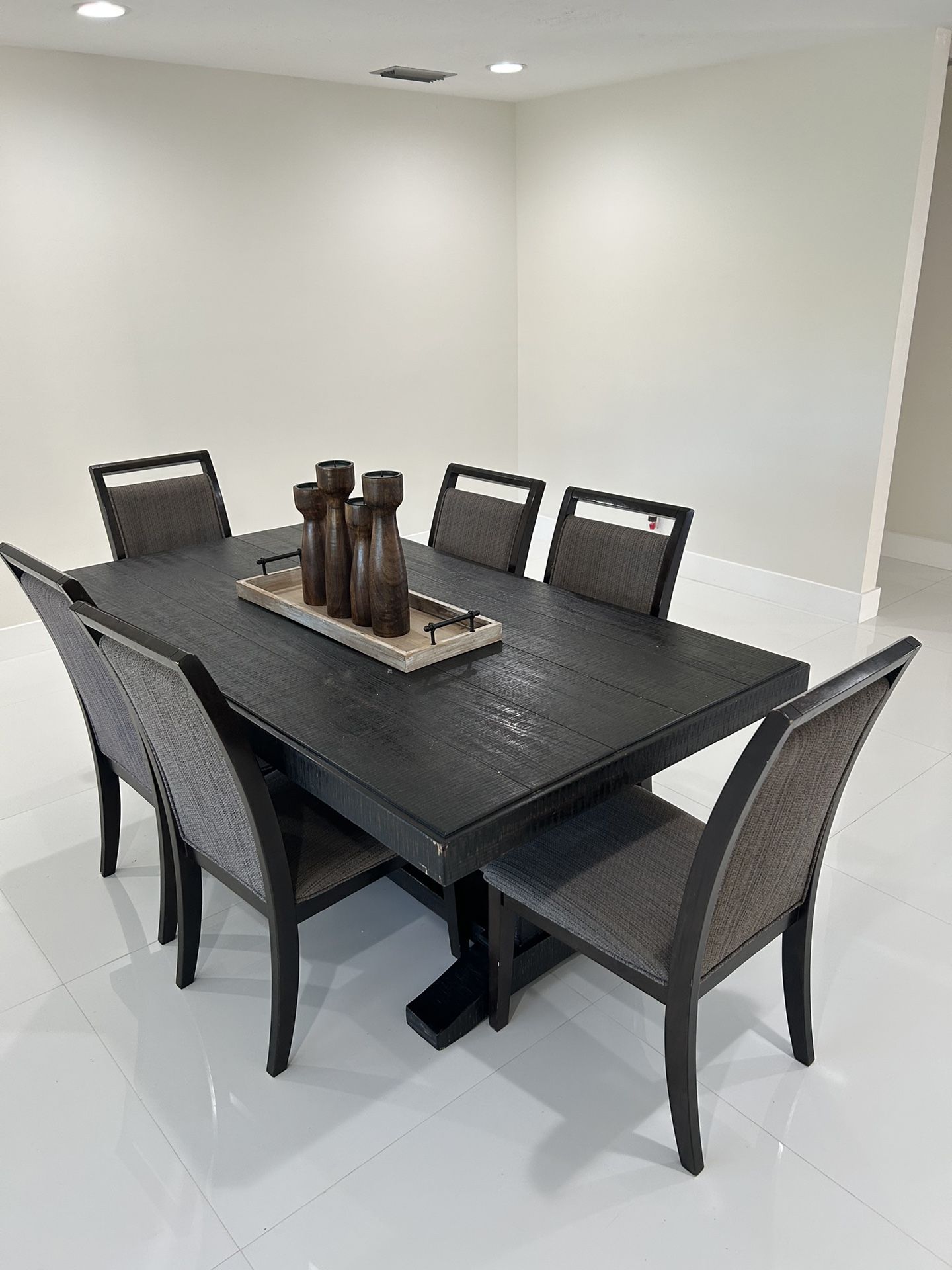 Rustic Dark Wood Dining Table and 6 Chairs * MOVING SALE