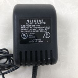 NetGear AC/DC Adapter Model DV-07580S-B25