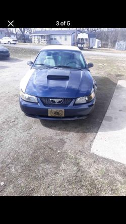 2003 Ford Mustang