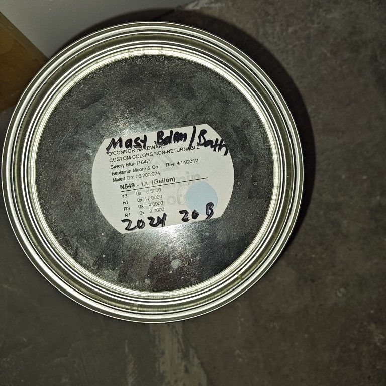 Benjamin Moore Paint