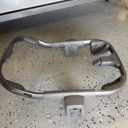 Nuna car Seat Adapter into Nuna stroller 