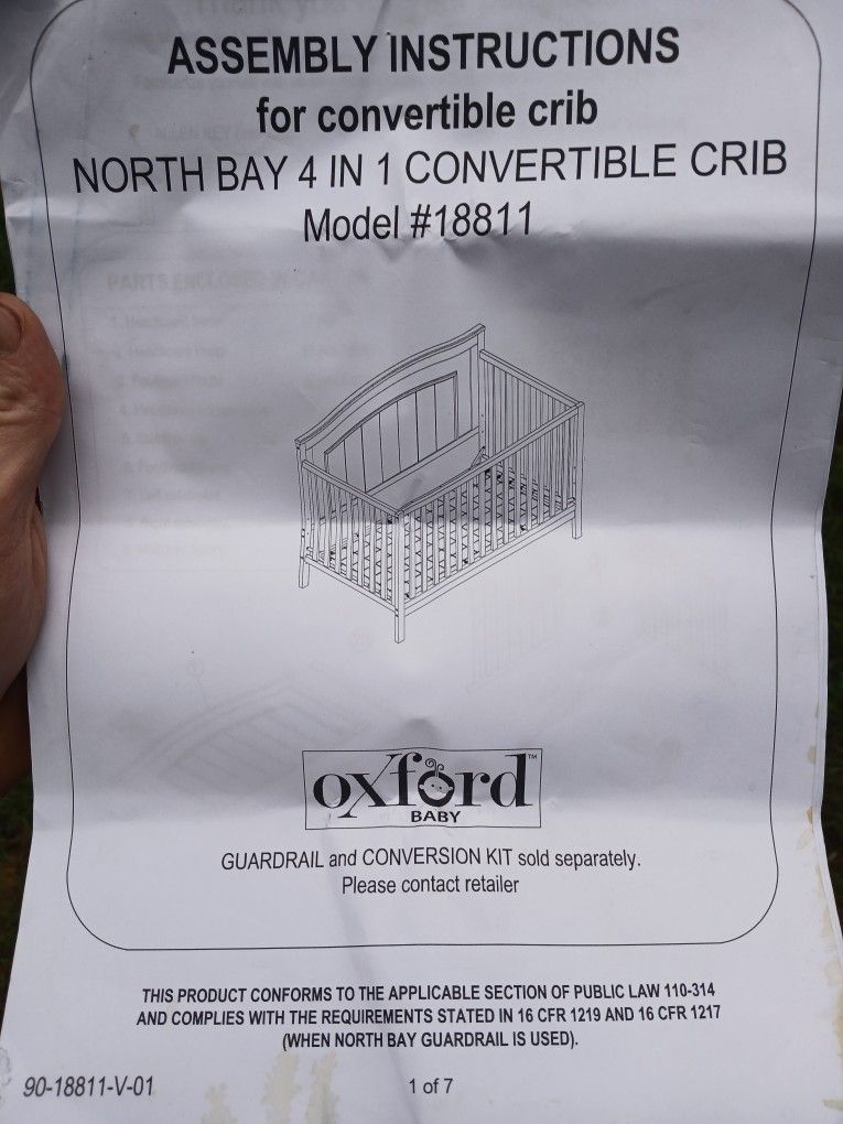 White Oxford Baby Crib