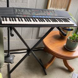 Electric Yamaha Piano 