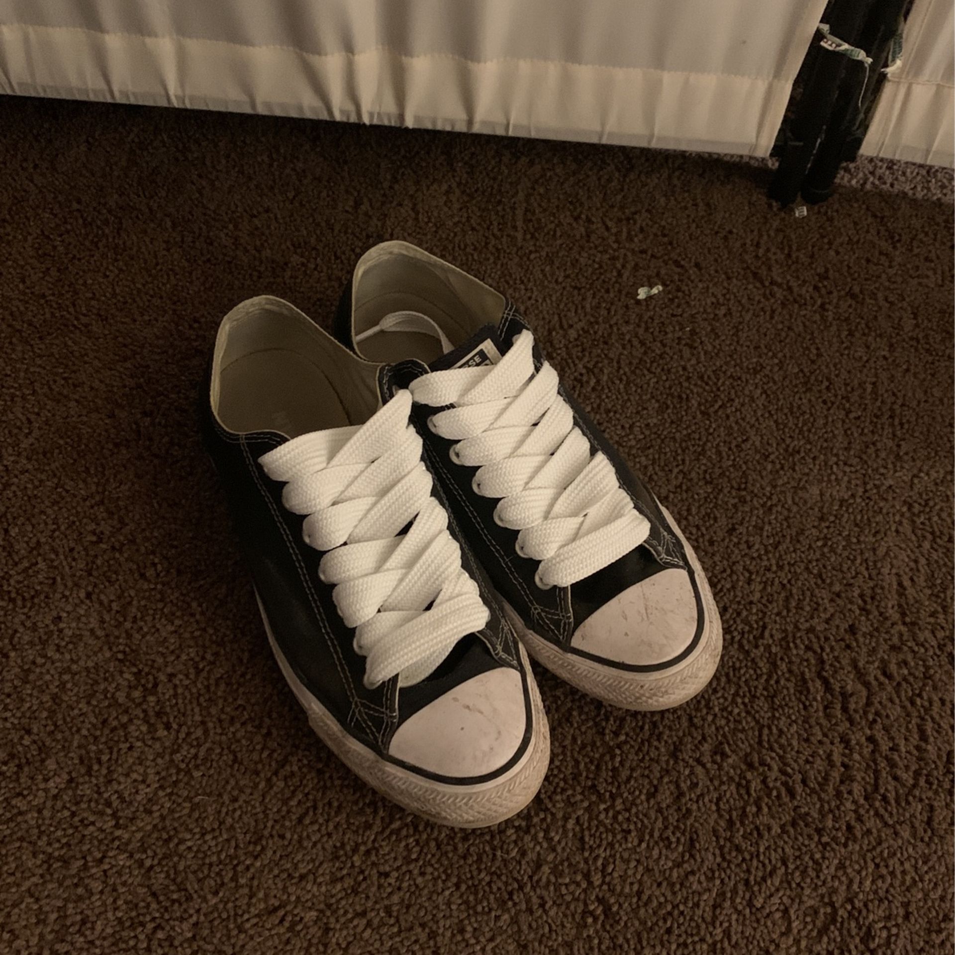 Fat lace Converse