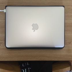 Apple MacBook Air