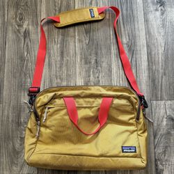 Patagonia Messenger Bag