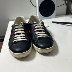 Gucci Shoes  