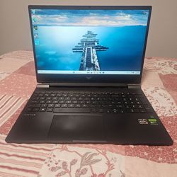 Gaming laptop RTX 2050, DDR5 8GB Ram, RYZEN 5 7535HS, 144hz 1080 Screen