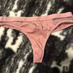 BEBE THONGS