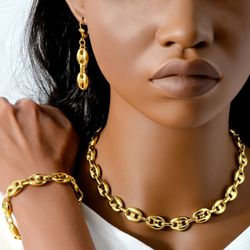 Necklace Bracelet And Earrings 