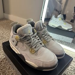 Nike Jordan 4s
