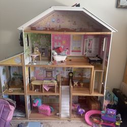 Big Doll House
