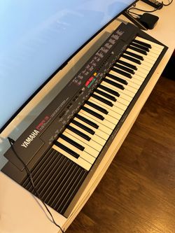 Yamaha PSR-3 49-Key Portable Electronic Keyboard with Pwr Cord