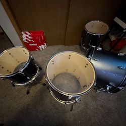 Pearl ROADSHOW with Evan’s Drumheads