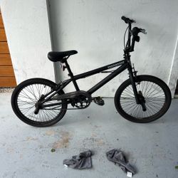 Mongoose All Black Bmx 20 Inch Bike