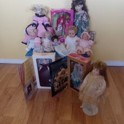 Collectable Dolls,32 Total.