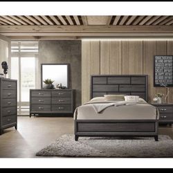 4- Pc Bedroom set Dresser,Mirror  Nightstand (1) Queen size bed frame  Not including Mattress and Box Sp