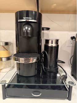 Nespresso VertuoPlus - with frother and pod holder
