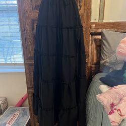 SHEIN - BLACK MAXI SKIRT