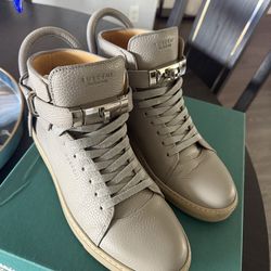 Buscemi Men’s shoes.   Grigio Perla   Size 10/43.  Like new.  Worn 2 times.  $900 retail.   Only $380
