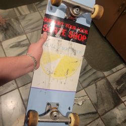 Complete Skateboard