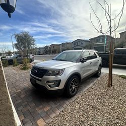 2016 Ford Explorer Sport