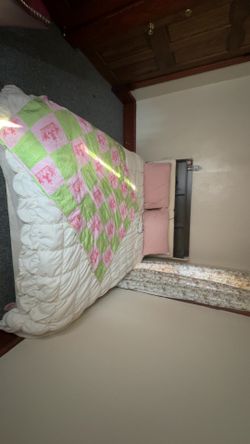 Queen size bed!