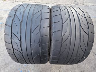 2 USED TIRES NITTO 295/40/20