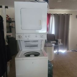 STACKABLE KENMORE / Washer And Dryer  24-inch
