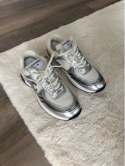 Chanel CC Logo Sneaker 'White Silver'