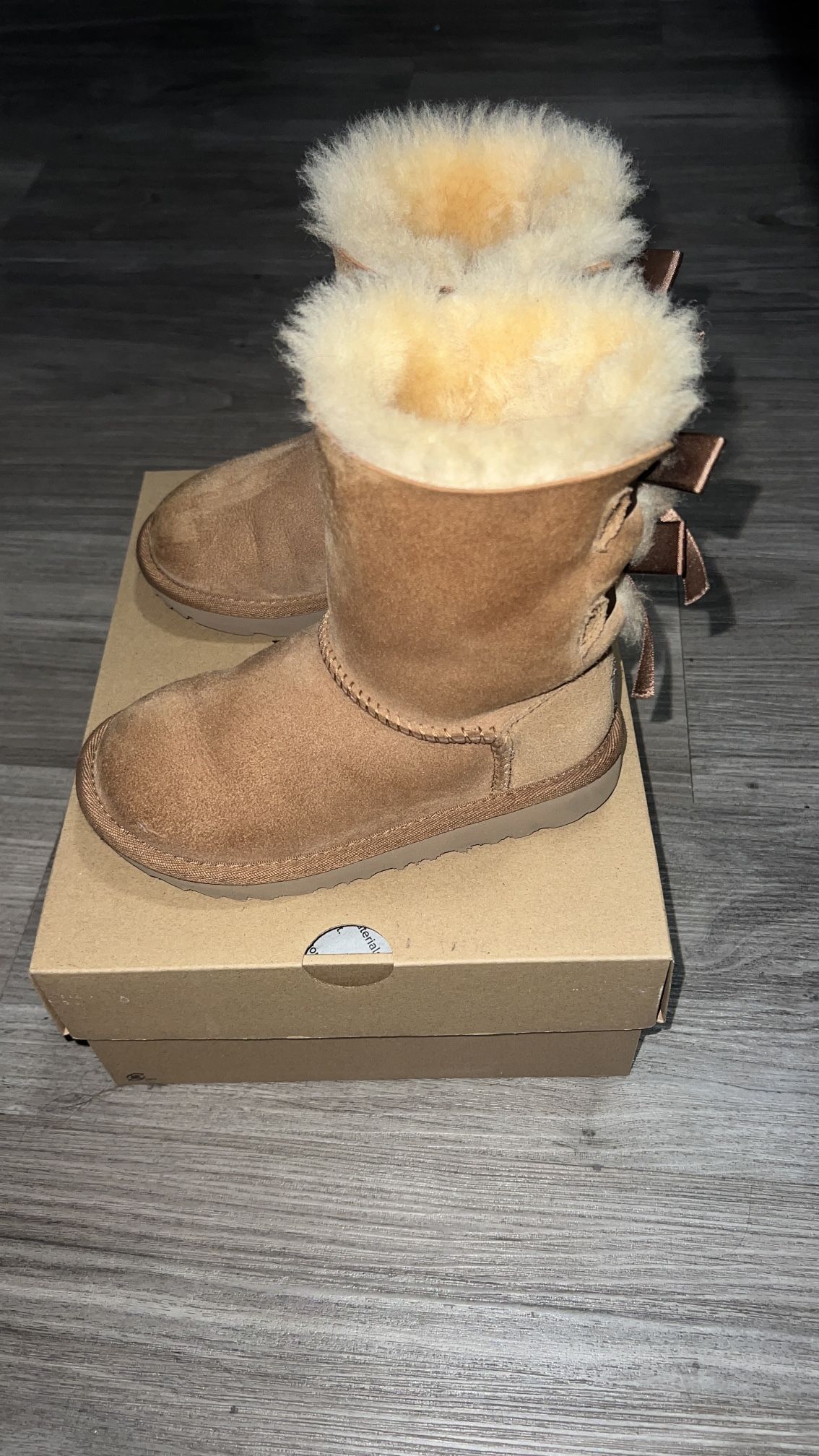 UGG Boots Size 11 (Kids)