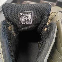 The 3 Pairs Of Shoes Type Basketball 