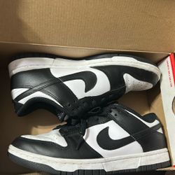 Panda Dunks Size 7